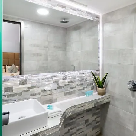 Aparthotel Sirines