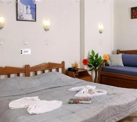 Aparthotel Sirines 2*