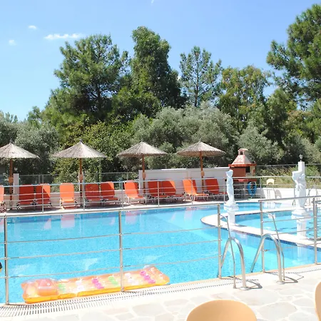 Sirines Complex 2* Potos