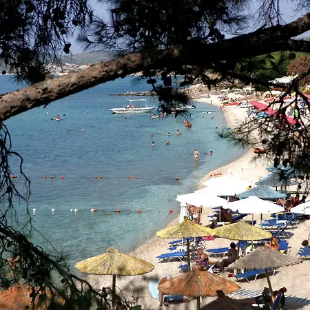 Sirines Complex Hotel apartamentowy Potos