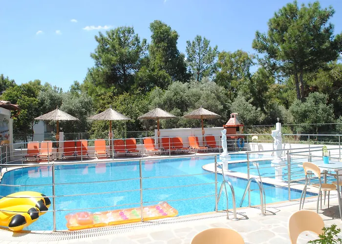 Sirines Complex 2* Потос