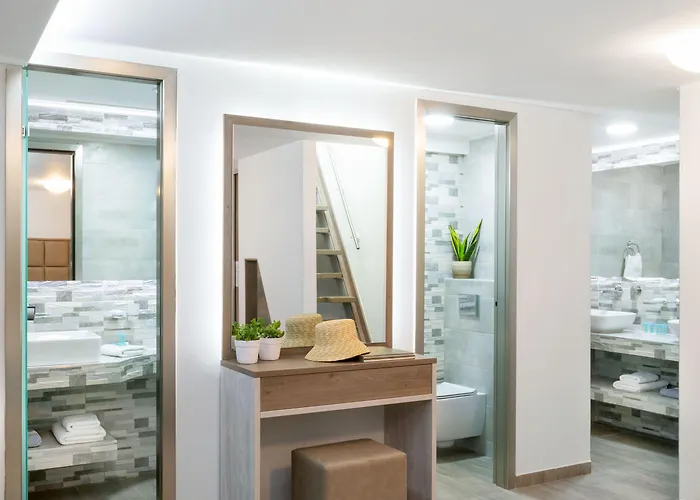 Sirines Complex 2* Потос