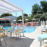 Sirines Complex 2*