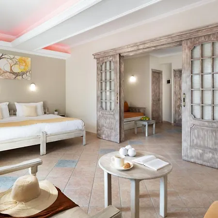 Aparthotel Sirines Complex 2*