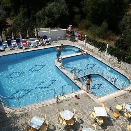 Sirines Complex 2*