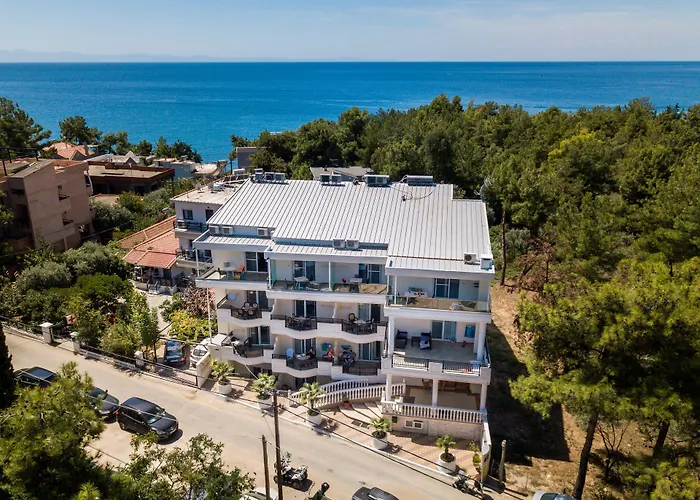 Sirines Complex 2* Potos