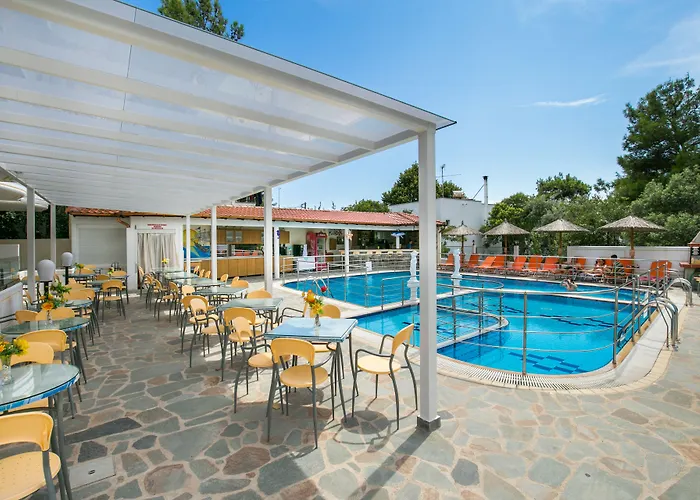 Aparthotel Sirines Complex 2*