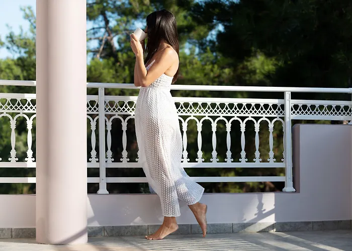 Aparthotel Sirines Complex 2*